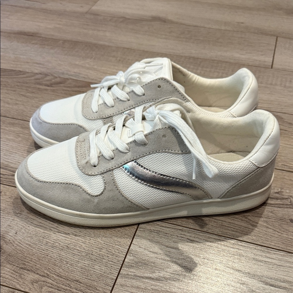 Old Navy White and Gray Women's Sneakers